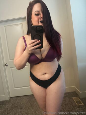 Sierra Nyx VIDEO STOR / sierranyxvideostore nude photo #33