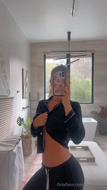 Sierra Sky / sierraskye nude photo #28