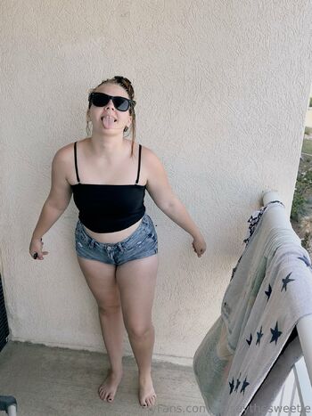 𝕊𝕚𝕝𝕧𝕚 / silviababyxo nude photo #2