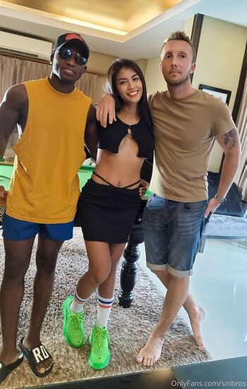 SinBro / sinbros / maxsinbrosofficial nude photo #29