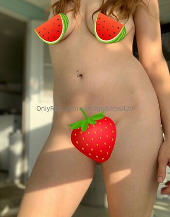 Sinful Goddes / sinfulgoddess420 nude photo #1