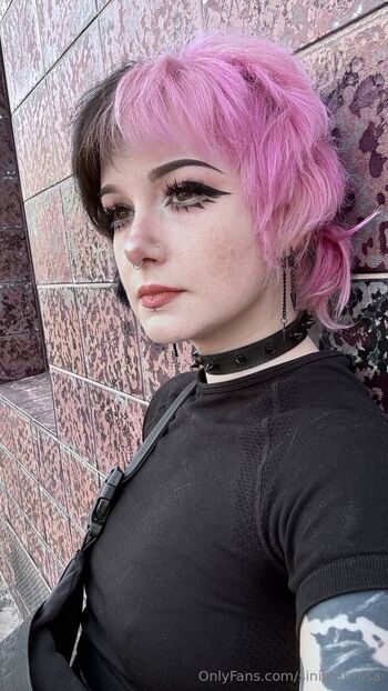 OnlyFans / sinistermisa nude photo #18