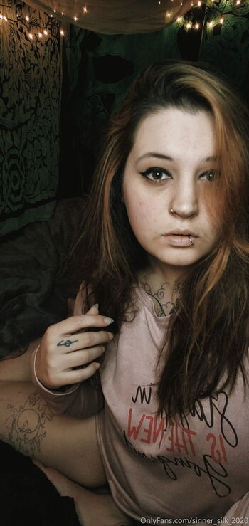 Sinners Silk / sinner_silk_2020 nude photo #17