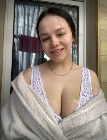 Amanda Sins / sinsofamanda nude photo #10