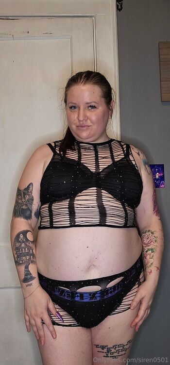 Kat / siren0501 / katy050111 / katy082406 nude photo #11