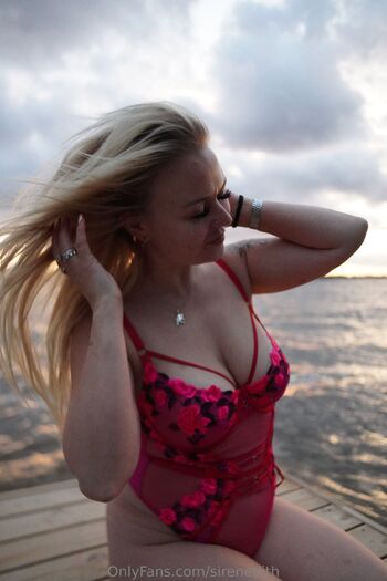 Sirene / sirenedith nude photo #24