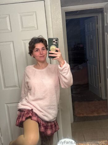 lill / skuishiiiposr nude photo #2