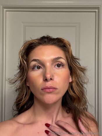 lill / skuishiiiposr nude photo #39