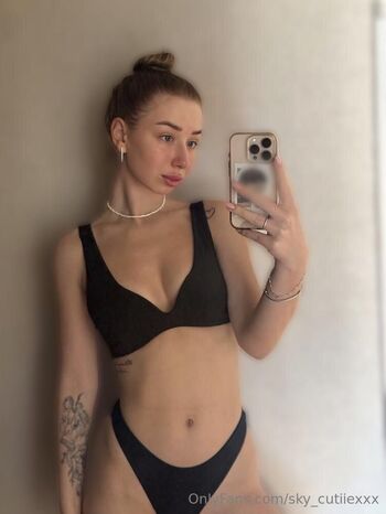 𝑺𝒊e𝒏𝒂. / sky_cutiiexxx nude photo #23