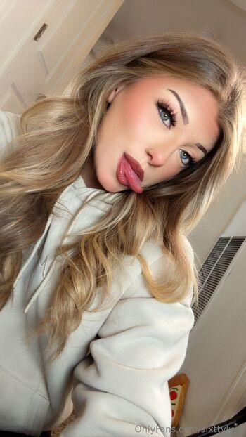 Cecily lynn / slxttylyss nude photo #34