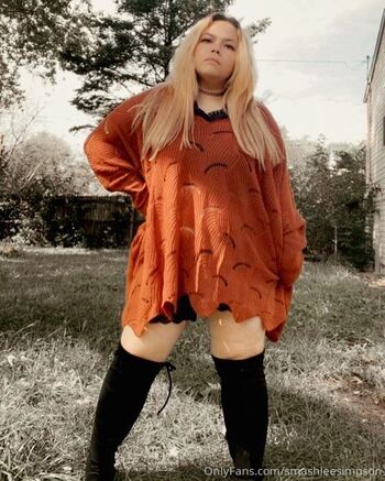 Smashle / smashleesimpson nude photo #19