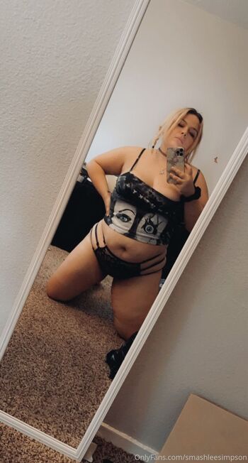 Smashle / smashleesimpson nude photo #23