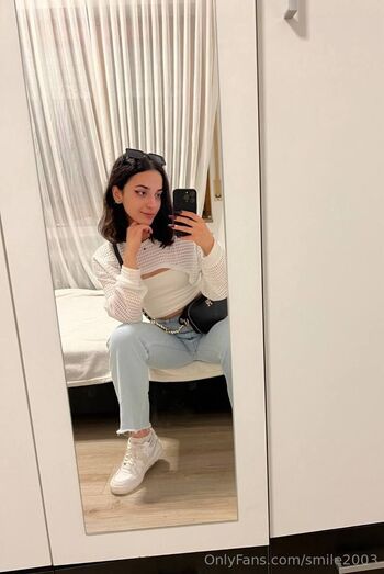 OnlyFans / smile2003 nude photo #25