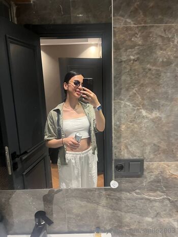 OnlyFans / smile2003 nude photo #35