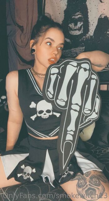 artemi / smokewitch13 nude photo #38