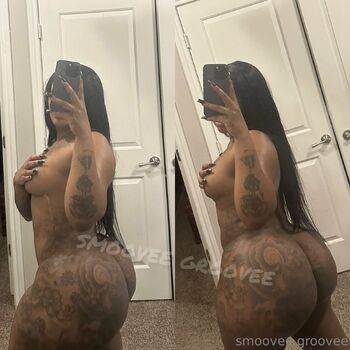 Smoovee_groovee / smoovee_groovee nude photo #24