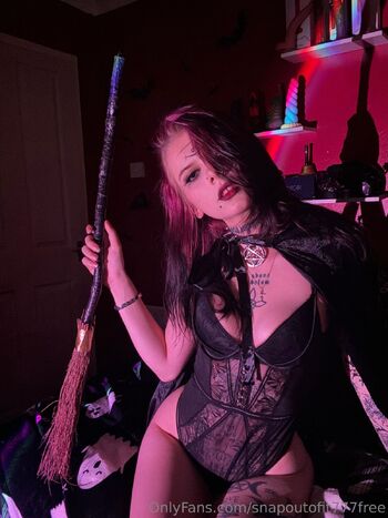 𝒢𝑜𝒹𝒹𝑒𝓈𝓈 𝑀𝐹𝑅𝐸 / snapoutofit777free nude photo #23