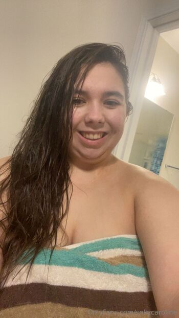 Honeybun / snkycaroline nude photo #2