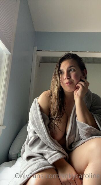 Honeybun / snkycaroline nude photo #32