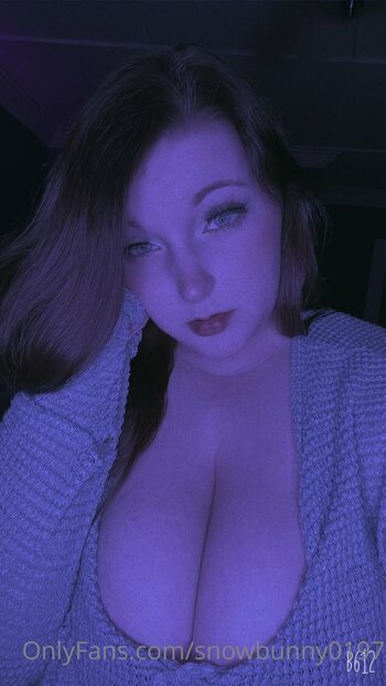 OnlyFans / snowbunny0197 nude photo #18