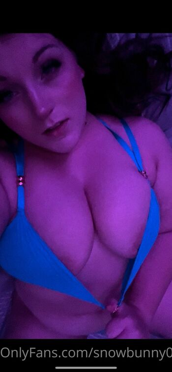 OnlyFans / snowbunny0197 nude photo #19