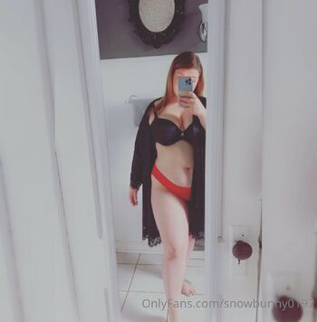 OnlyFans / snowbunny0197 nude photo #27