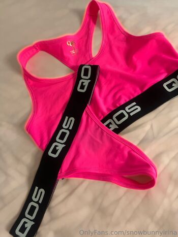 ᔕᑎOᗯᗷᑌᑎᑎY IᖇIᑎᗩ / snowbunnyirina nude photo #11