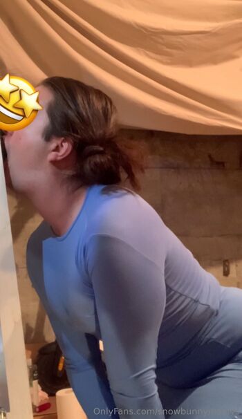 Maëly / snowbunnymaelys nude photo #10