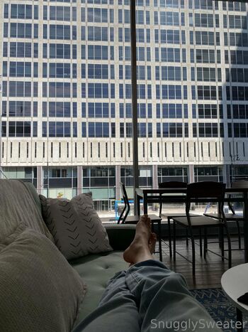 Bea B / snugglysweaterof nude photo #15