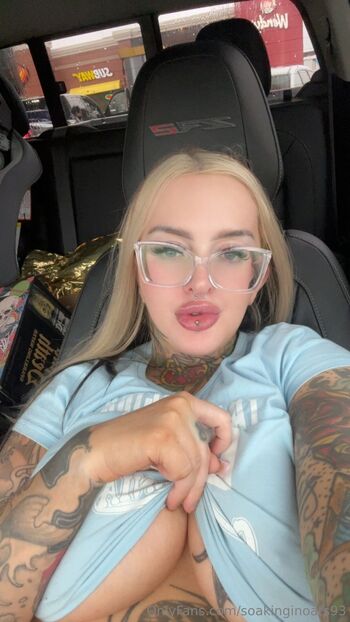 jaime alexi / soakinginoats93 nude photo #3