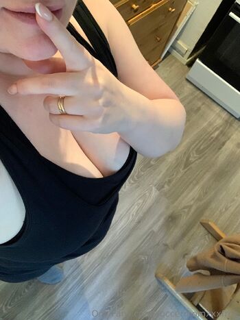 soccermomfre / soccermomxxxfree nude photo #25