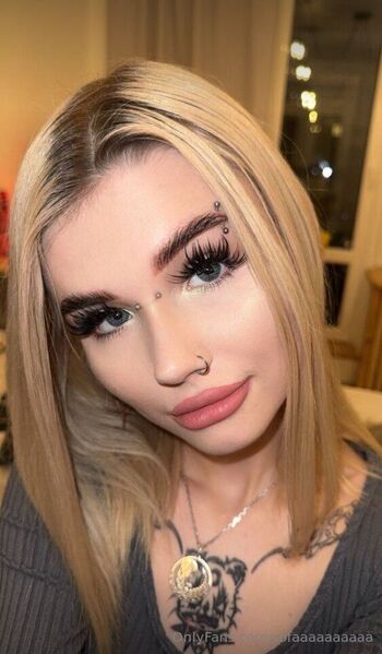 Sofa / sofaaaaaaaaaa nude photo #1