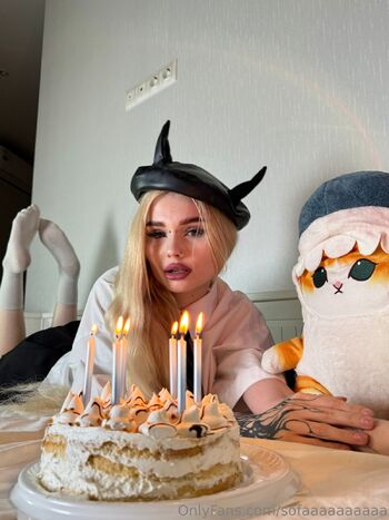 Sofa / sofaaaaaaaaaa nude photo #21