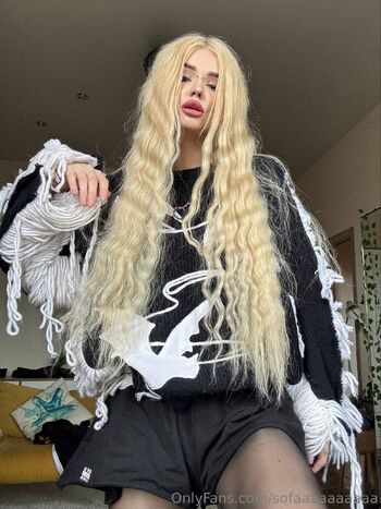 Sofa / sofaaaaaaaaaa nude photo #25