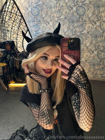 Sofa / sofaaaaaaaaaa nude photo #39