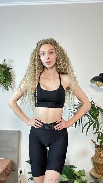 . Sofia Millerr / sofiaaamillerrr nude photo #8