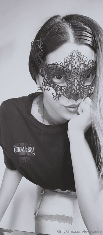 Sofia / sofiadank nude photo #30