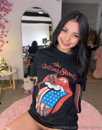Sofia Fajardo / sofiafajardo nude photo #23
