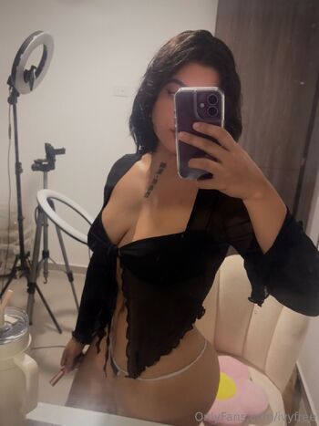 Sofia Peach / sofiapeachfree nude photo #3