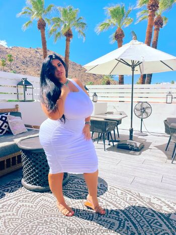 Sofia Ros / sofiaroseondemand nude photo #6