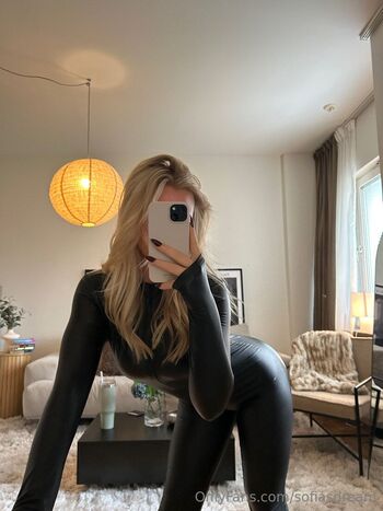 Sofiasdrea / sofiasdream nude photo #10