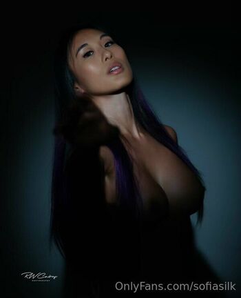 Sofia Sil / sofiasilk nude photo #28