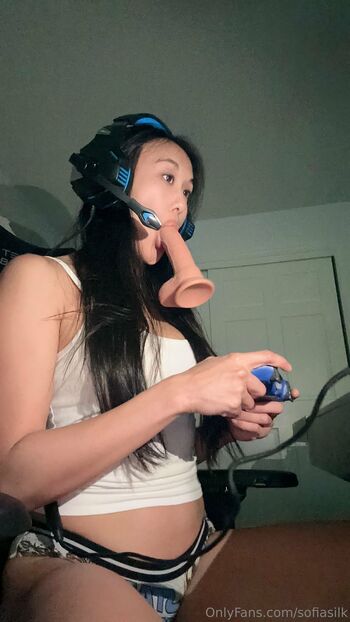 Sofia Sil / sofiasilk nude photo #31