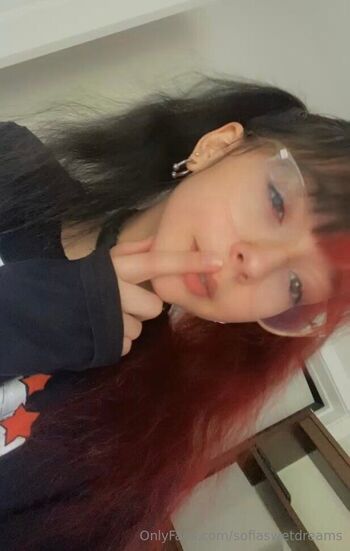 Sofia Jad / sofiaswetdreams nude photo #1