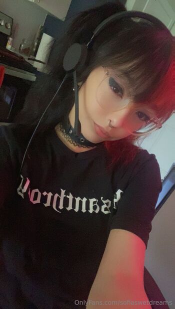 Sofia Jad / sofiaswetdreams nude photo #24