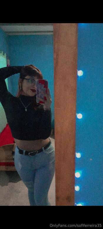 Soof / sofiferreira35 nude photo #4