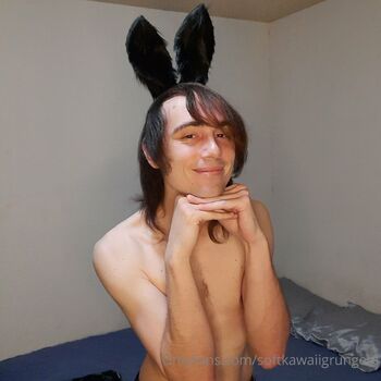 リュ / softkawaiifemboy nude photo #30