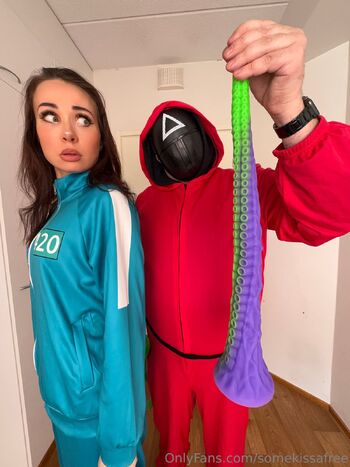 Somekissafree / somekissafree nude photo #21