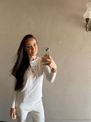 Somekissafree / somekissafree nude photo #24