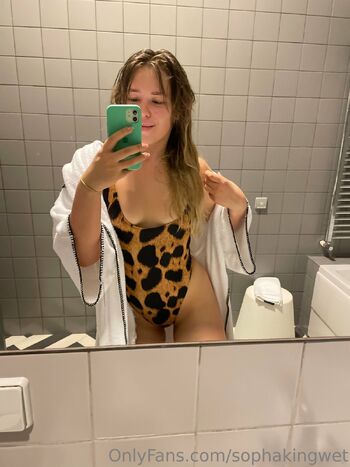 𝐏𝐡𝐚𝐭𝐚𝐬𝐬 𝐒𝐨𝐩𝐡my lives are / sophakingsweet nude photo #28